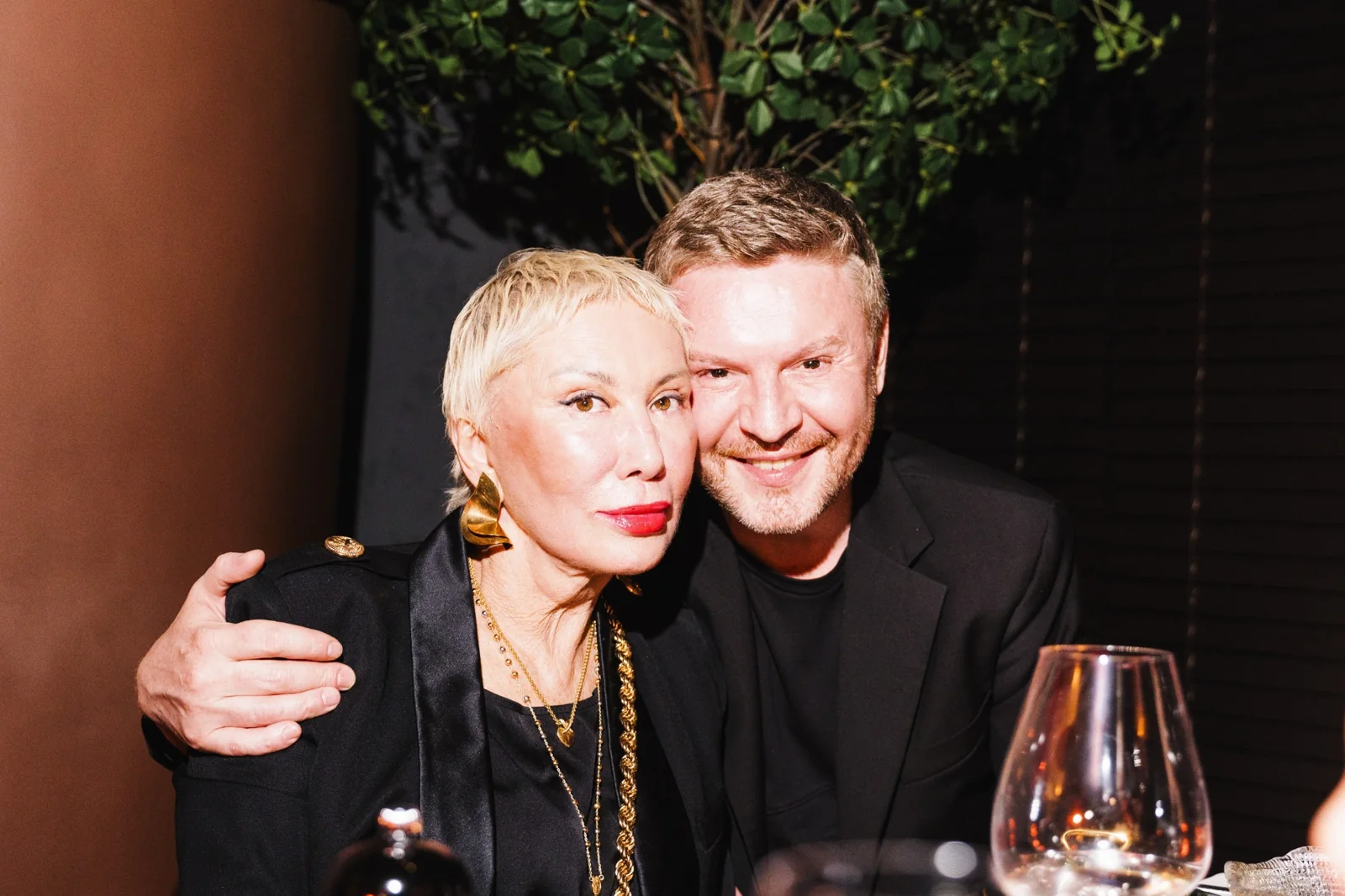 Guests at a table during a previous LE RITUEL ROUGE evening